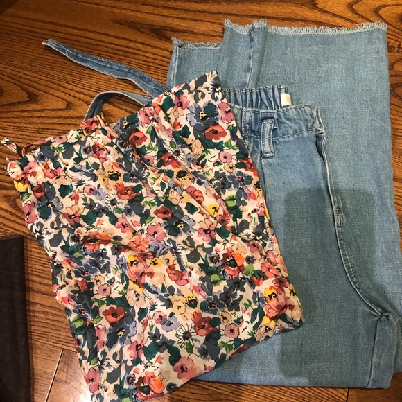 Pile of Girls Clothing 8-10yrs - Picture 4 of 7